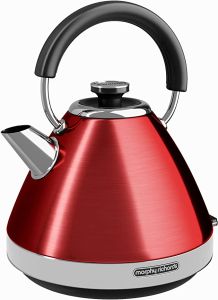 Morphy Richards  100133 Venture Pyramid Kettle Red