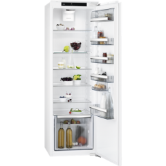AEG SKE818E1DC Integrated Tall Fridge With Right and Reversible Door Hinges *Display Model*
